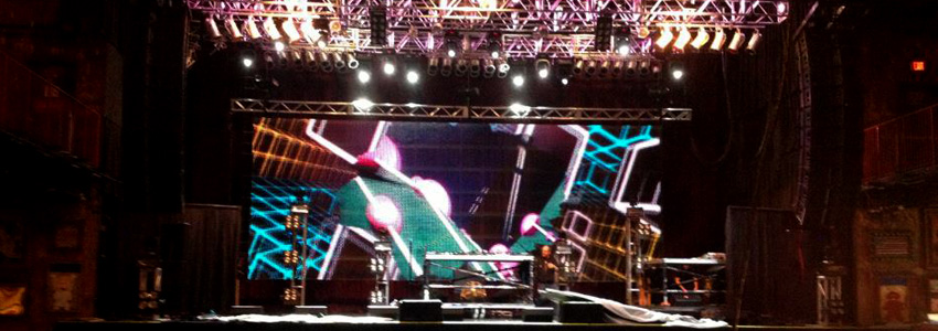 Boston Jumbotrons AT Sonar On Tour